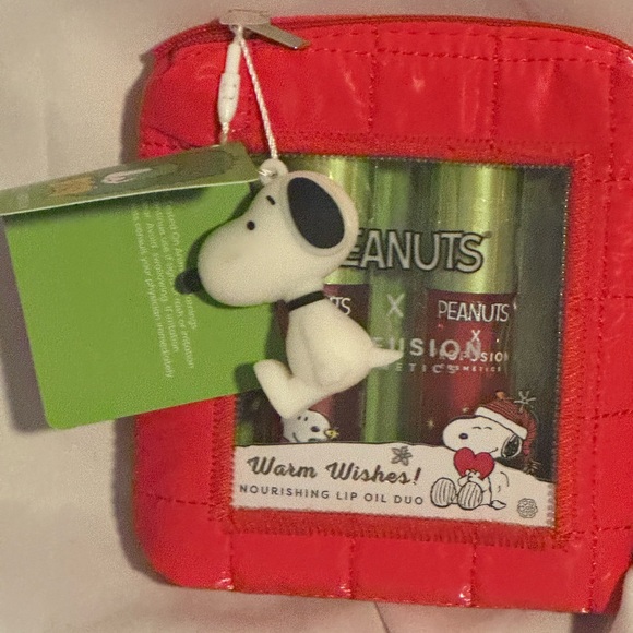 Peanuts x Profusion Lip oil & tinted lip balm - Picture 2 of 4